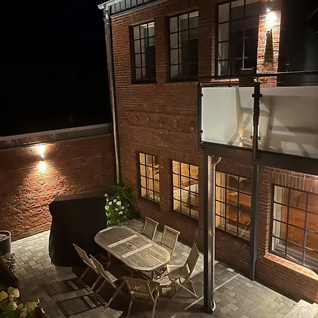 Apartment Loftwohnung 2 Simmerdeis An Der Gracht Friedrichstadt